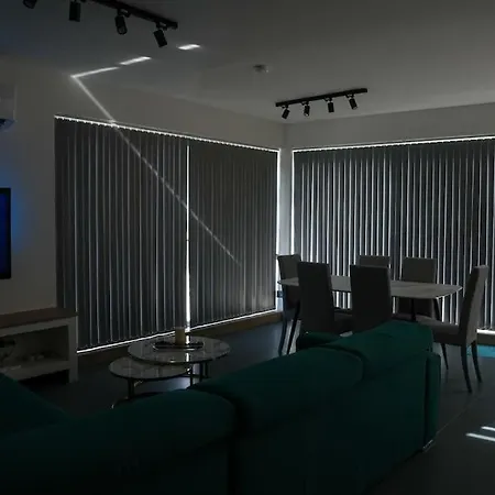 Lux Sea&country Views With Pool