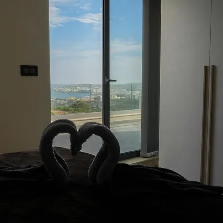 Apartment Lux Sea&country Views With Pool *